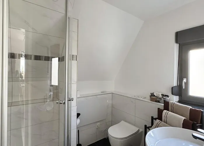 Appartement Geraeumige Mit 2 Schlafzimmern, Fitness & Bestlage Augsburg